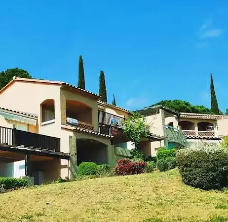 Apartment Vue Panoramique, Acces Plage, Piscine