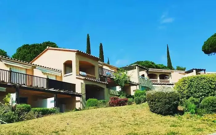 Апартаменты Vue Panoramique, Acces Plage, Piscine