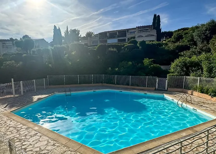 Vue Panoramique, Acces Plage, Piscine Sainte-Maxime