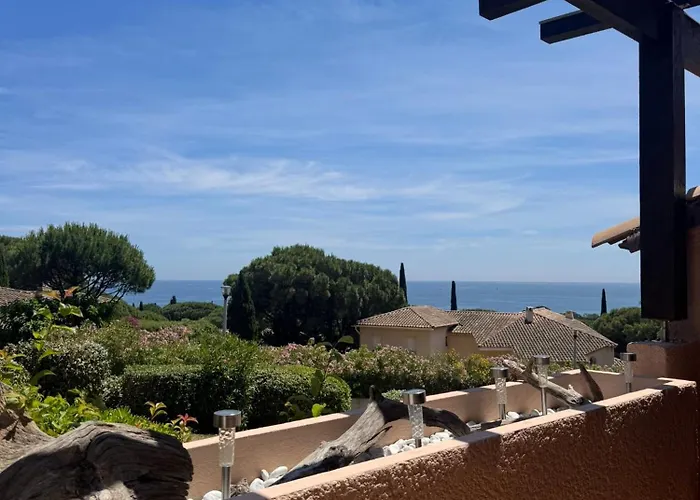 Apartamento Vue Panoramique, Acces Plage, Piscine *